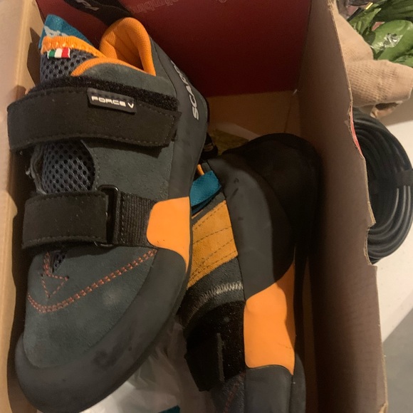 SCARPA Force V women’s climbing shoes - SIZE 39 - Picture 5 of 8